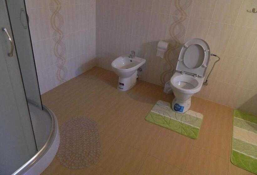 سوئیت با چشمانداز رودخانه, гостевая усадьба родовое гнездо