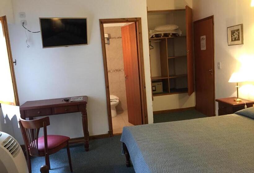 اتاق کلاسیک چهارنفره, Alpina Hostería