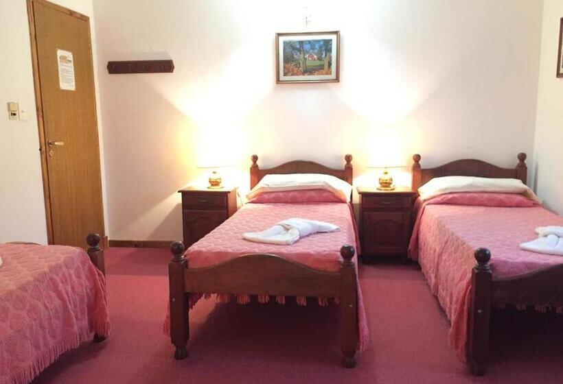 اتاق استاندارد سه نفره, Alpina Hostería