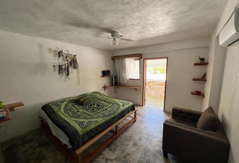 디럭스 스위트 킹 침대, Casa Gajah Hotel Cuyo