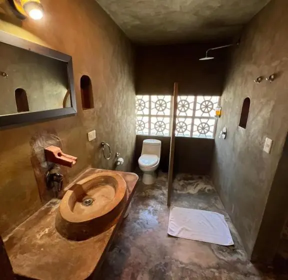 コンフォートトリプルルーム, Casa Gajah Hotel Cuyo