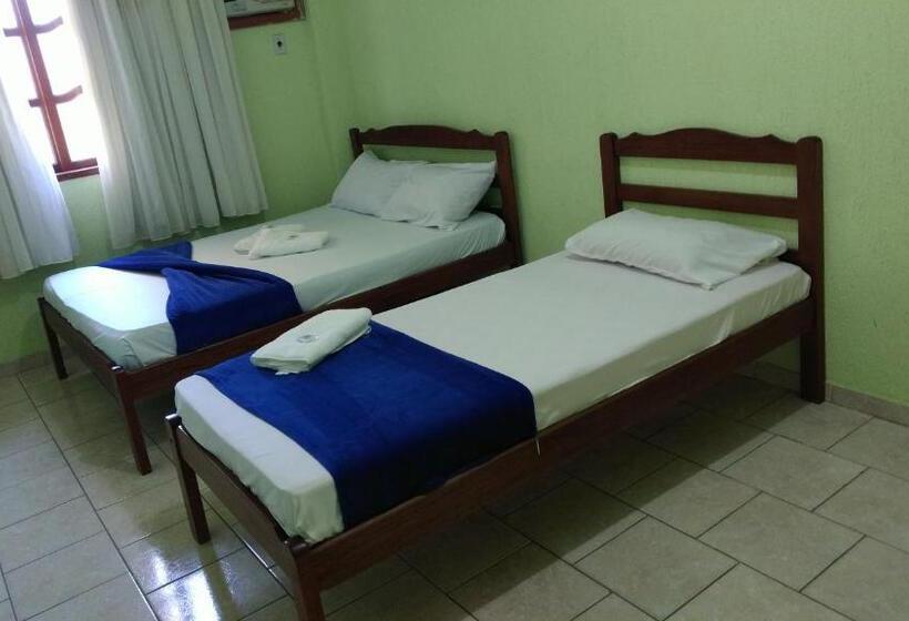 バルコニー付きスタンダードトリプルルーム, Pousada Costa Rio