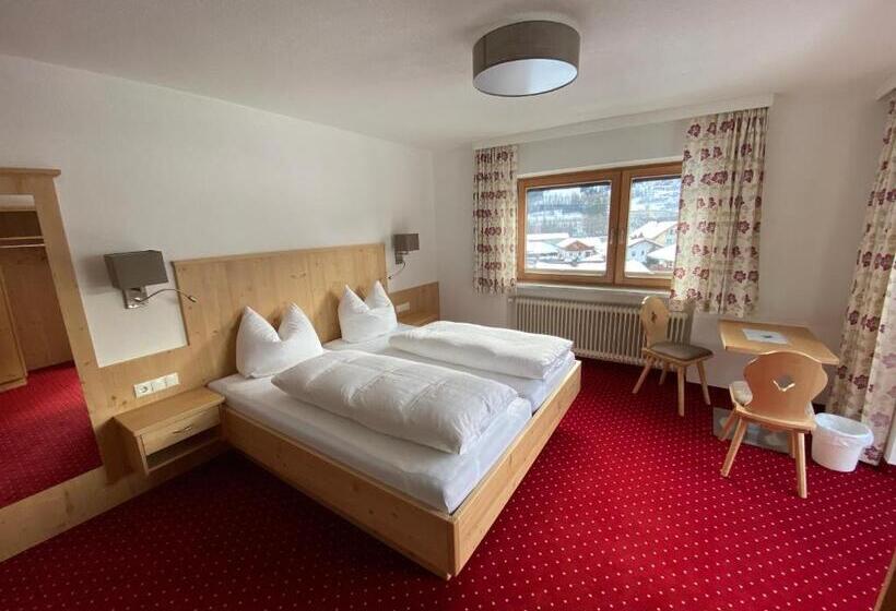 חדר סטנדרט עם מרפסת, Pension Kandaharblick