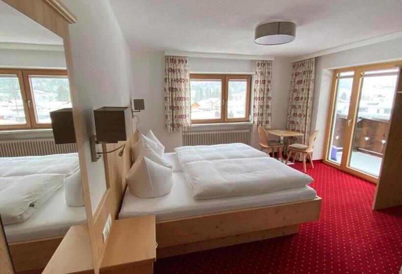 חדר סטנדרט עם מרפסת, Pension Kandaharblick