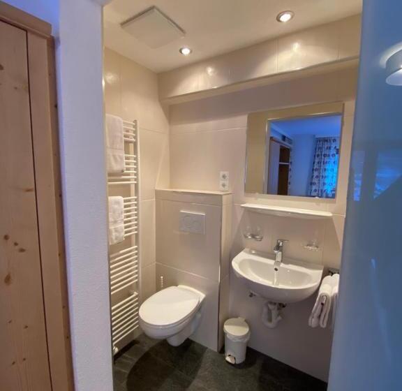 חדר סטנדרט עם מרפסת, Pension Kandaharblick