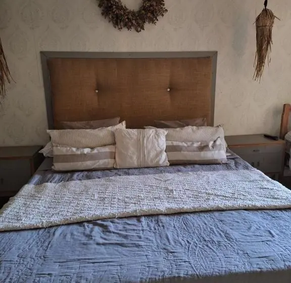 Standard Kolmen Hengen Huone, Posada Del Angel