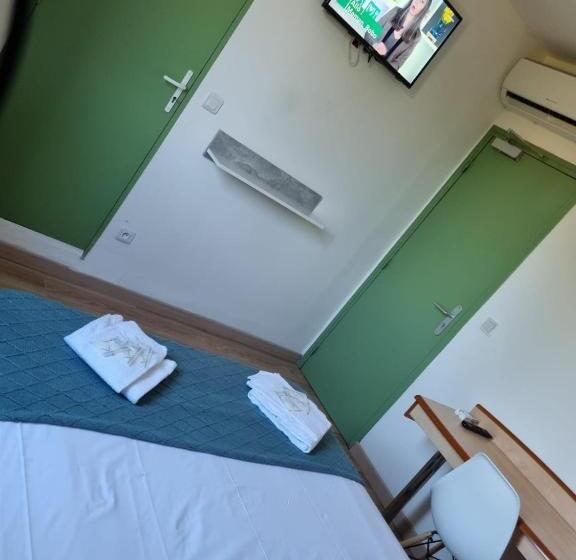 Номер Стандарт, Enjoy Hotels Perpignan Sud Pollestres