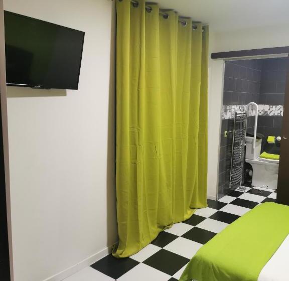 Номер Стандарт Адаптированный для Инвалидов, Enjoy Hotels Perpignan Sud Pollestres