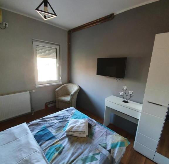 اتاق استاندارد یک نفره, Guest House Mines