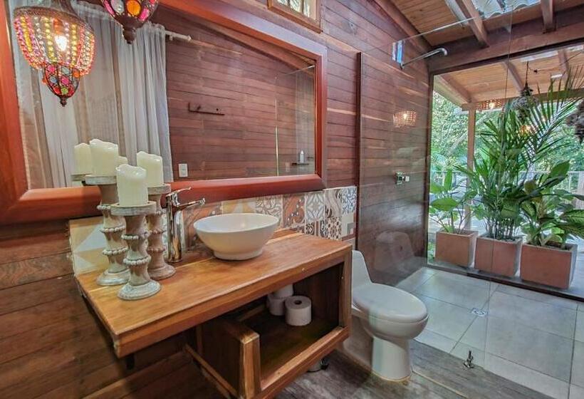 سوییت, Agualinda Doradal