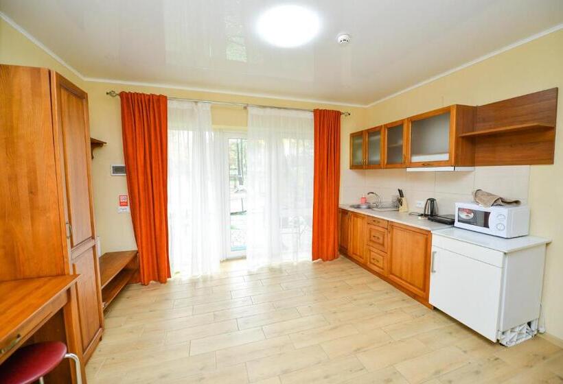 Номер Стандарт Вид на Сад, Forest