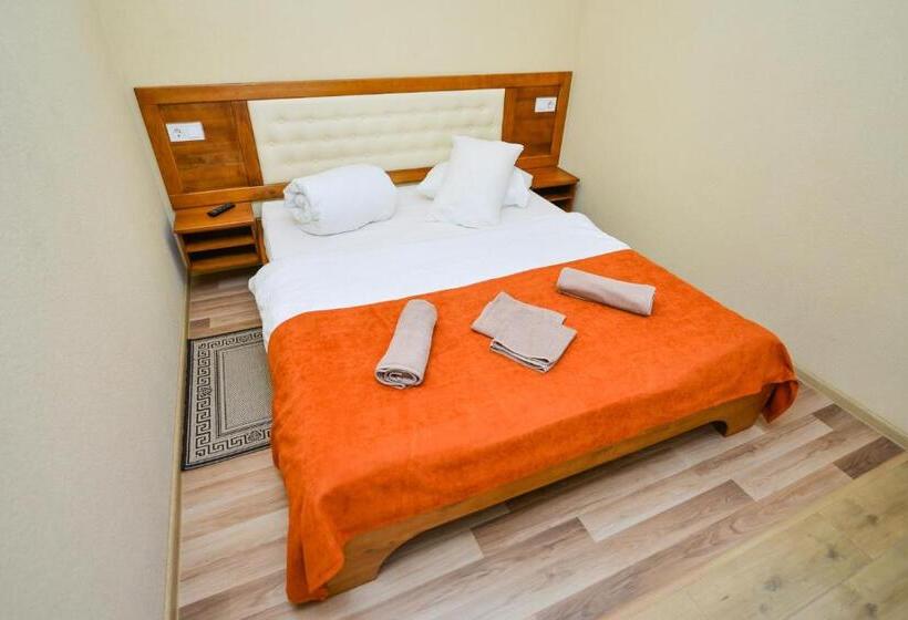 Номер Стандарт Вид на Сад, Forest