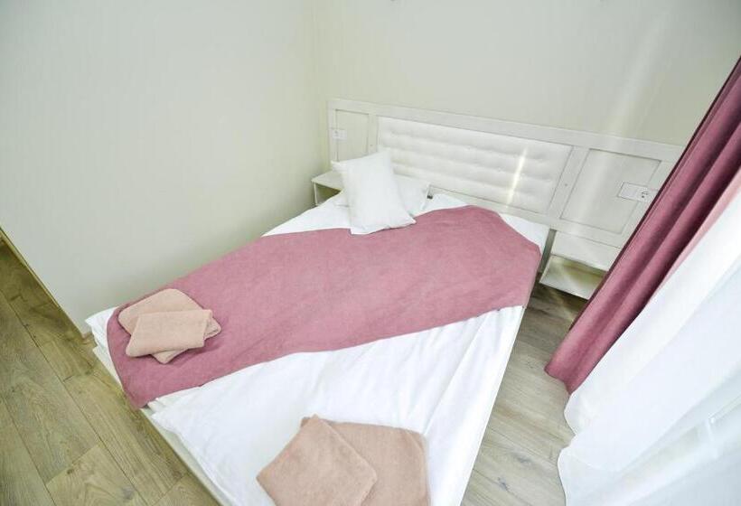 Номер Стандарт, Forest