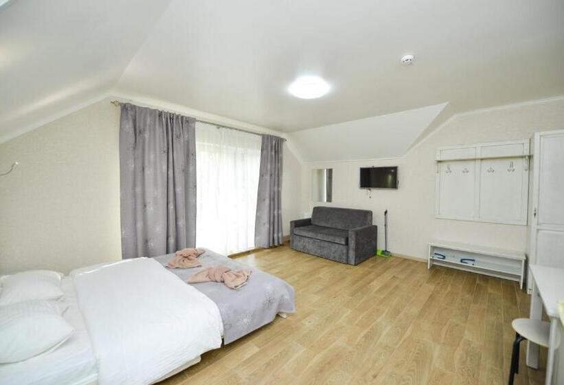 Номер Стандарт, Forest