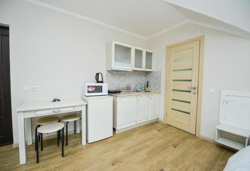 Номер Стандарт, Forest