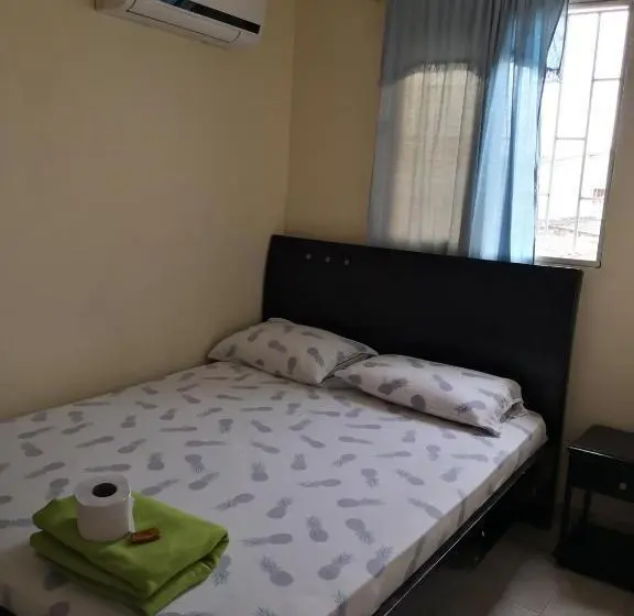 Economy-huone, Hospedaje El Parque