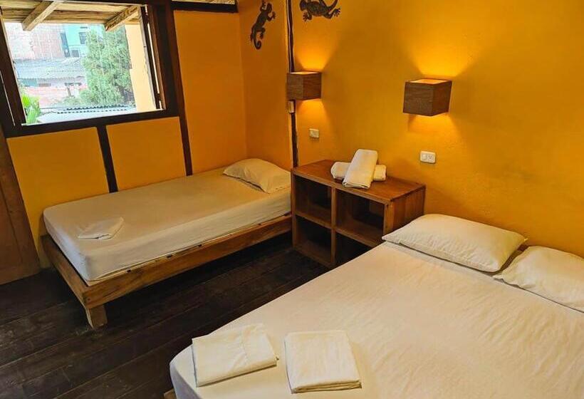 اتاق راحتی سه تخته, La Posada Del Gecko