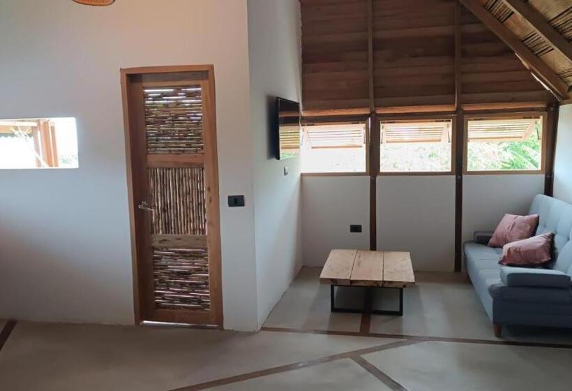 سوئیت با تخت بزرگ, La Posada Del Gecko