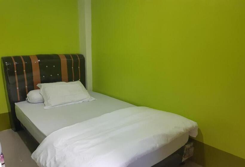 Номер Стандарт, Oyo 3487 Es Em Je Residence