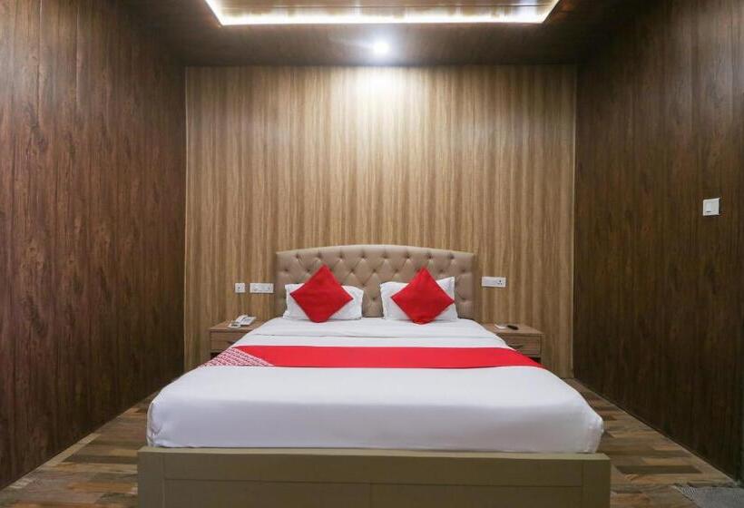 Трехместный Номер Классика, Oyo Flagship Yugantar Stay House