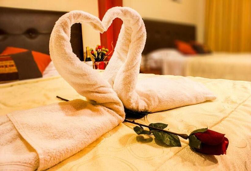 스탠다드 자쿠지 룸, Queen