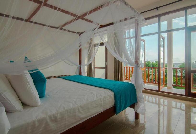 豪华海景房带阳台, Savenrose Beach Villa