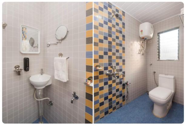 Habitació Estàndard, Shivrai