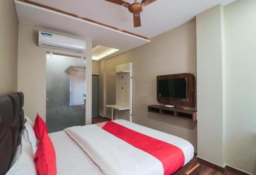 Standardrum, Oyo Hotel Mm Inn And Cafe