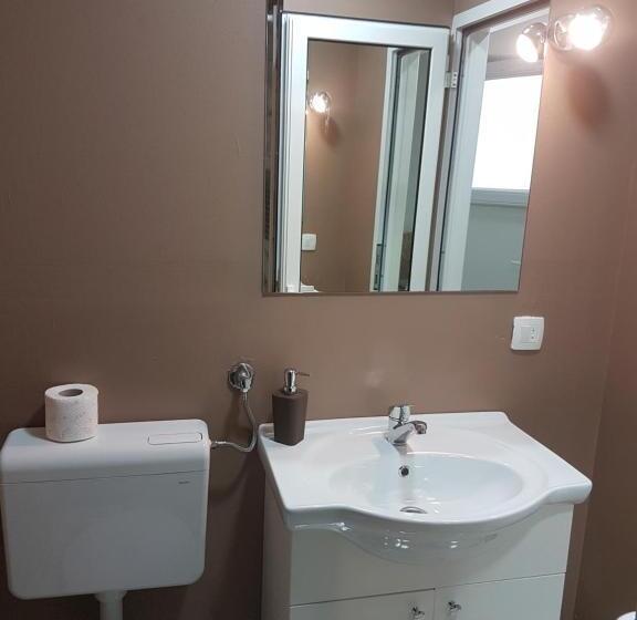 Economy Triple Room, Apple Line Appartments