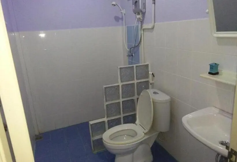 スタンダード４人部屋, Baan I Mhok Suanphueng