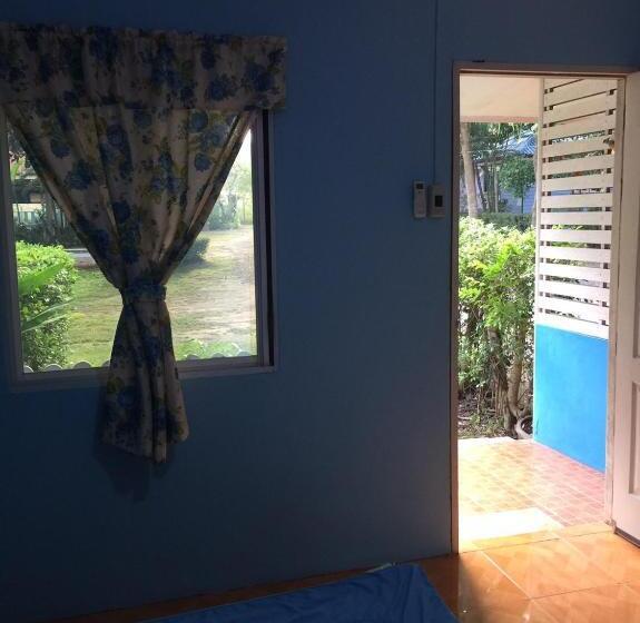 Номер Стандарт, Baan I Mhok Suanphueng