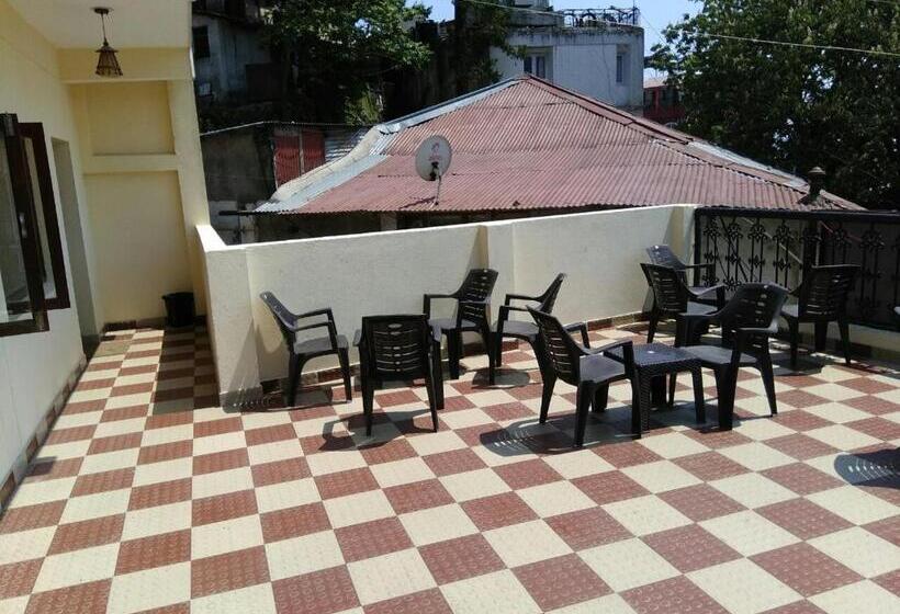 琮城市景观的豪华间, Basant Watika