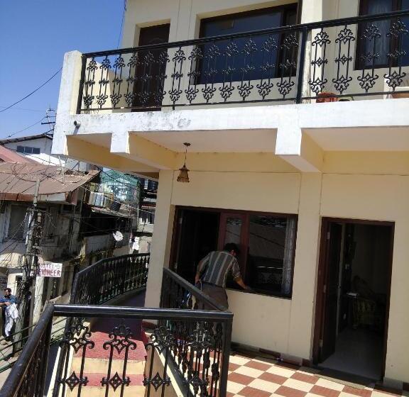 琮城市景观的豪华间, Basant Watika