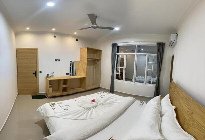 اتاق سوپریور با تخت بزرگ, Dhonveli Inn, Bandidhoo