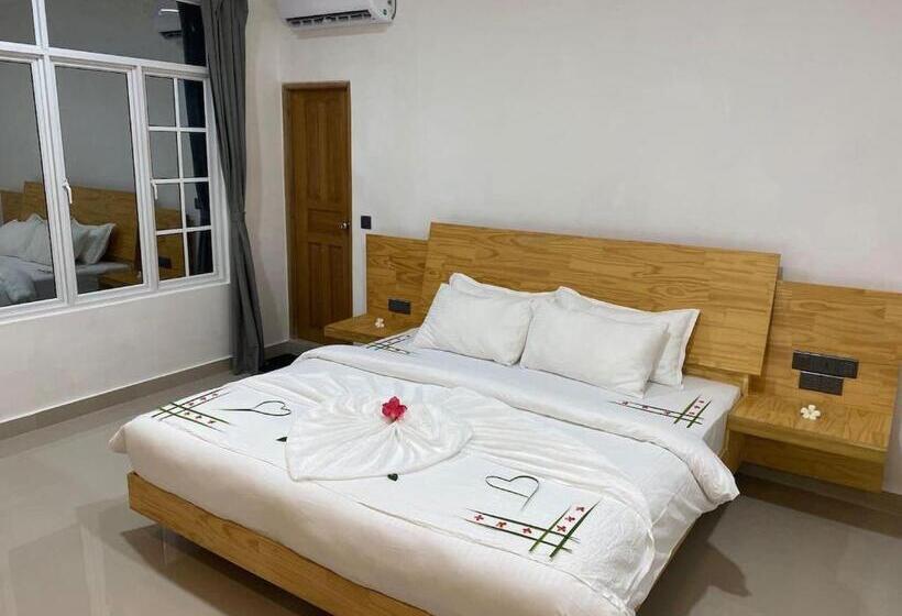 اتاق سوپریور با تخت بزرگ, Dhonveli Inn, Bandidhoo