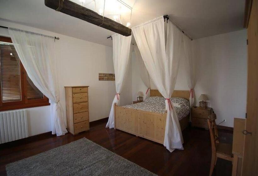 اتاق استاندارد با سرویس بهداشتی مشترک, Villa Colle