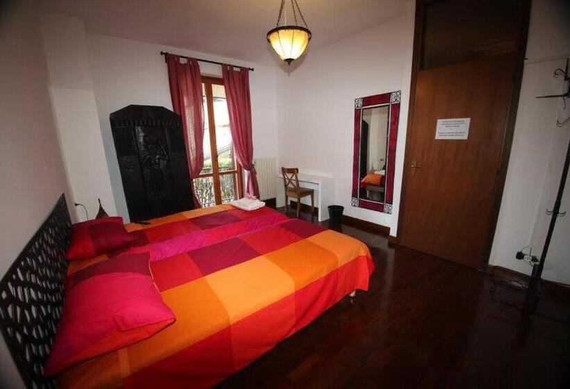 اتاق خانوادگی با سرویس بهداشتی مشترک, Villa Colle