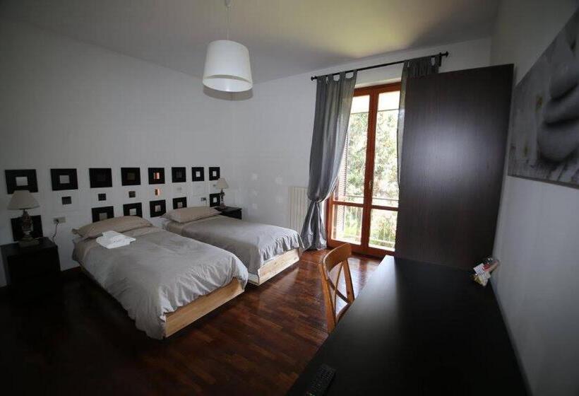 اتاق استاندارد با سرویس بهداشتی مشترک, Villa Colle