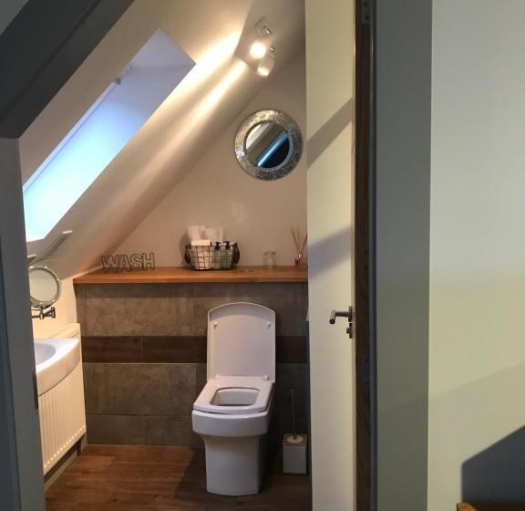 Номер Deluxe Вид на Море, The Bridge B&b