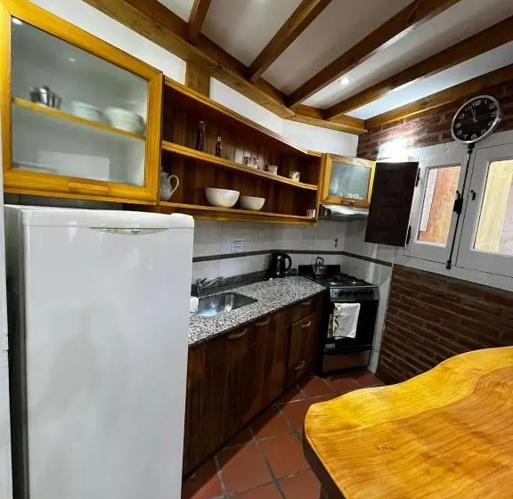 Maja/Mökki, Hostería Y Cabañas Altamar De Las Pampas