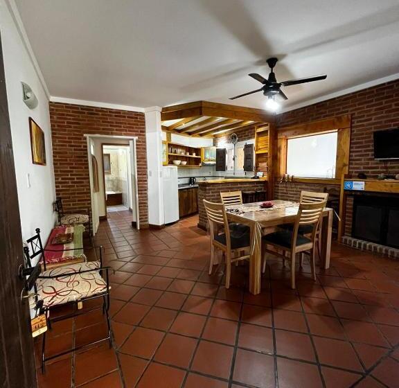 오두막, Hostería Y Cabañas Altamar De Las Pampas