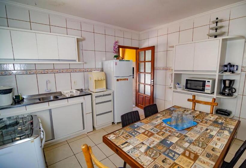 Апартаменты 3 Спальни, Pousada Vila Da Praia