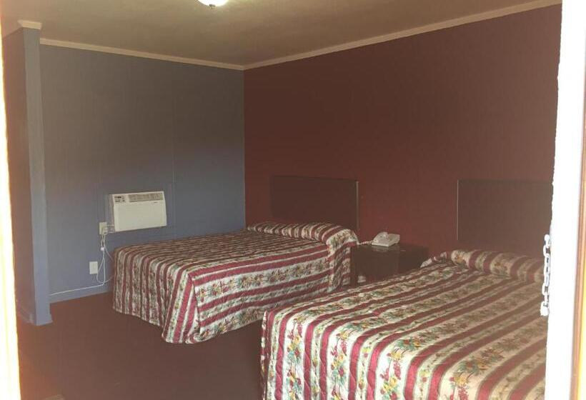 带2个双人床的标准工作室, Avalon Motel