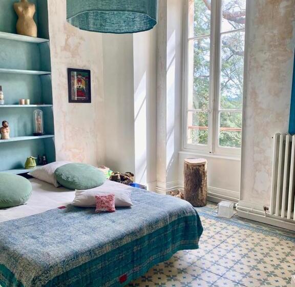 غرفة قياسية مطلّة علي حمام السباحة, B&b Maison Felisa