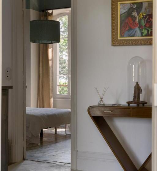 غرفة قياسية مطلّة علي حمام السباحة, B&b Maison Felisa