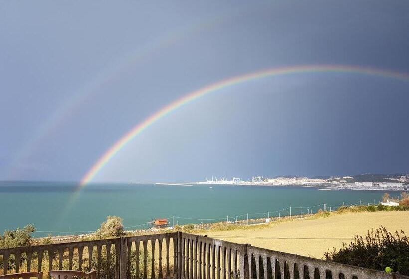 اتاق استاندارد با بالکن و چشمانداز دریا, B&b Villa Ngiolò Vista Mare