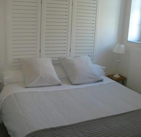 اتاق استاندارد, La Jumelière Laval Nord