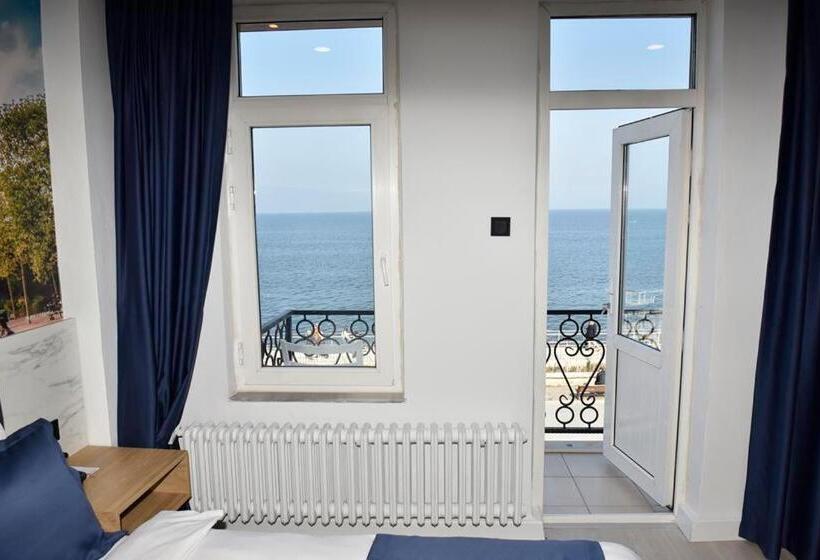 Номер Стандарт Вид на Море с Балконом, Bella Otel Mudanya