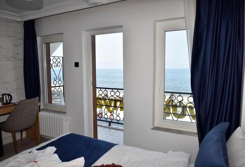 Номер Стандарт Вид на Море с Балконом, Bella Otel Mudanya