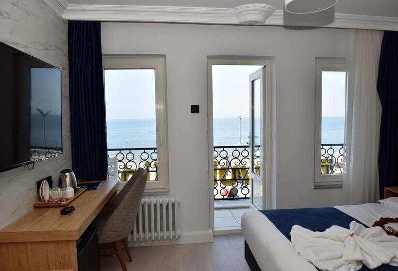 Номер Стандарт Вид на Море с Балконом, Bella Otel Mudanya